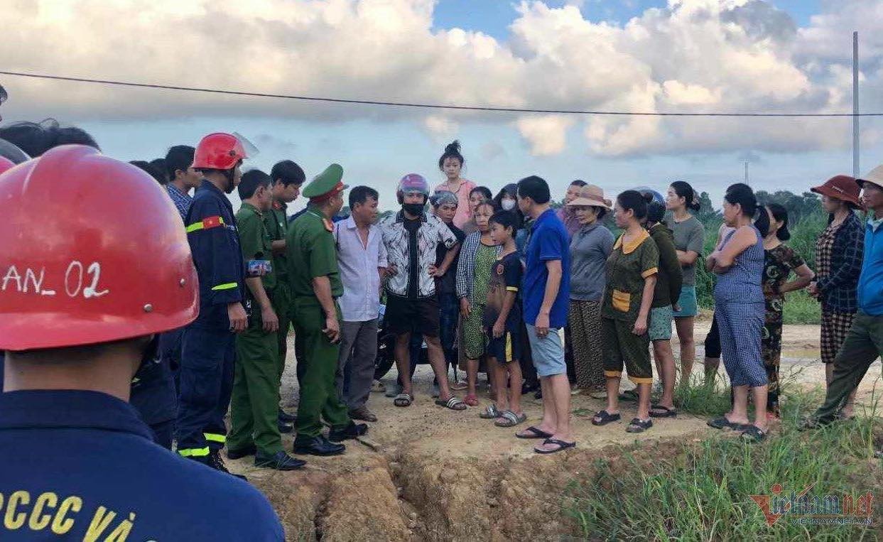 Cam Lo,  Van Ninh,  giao thong so 1 anh 2