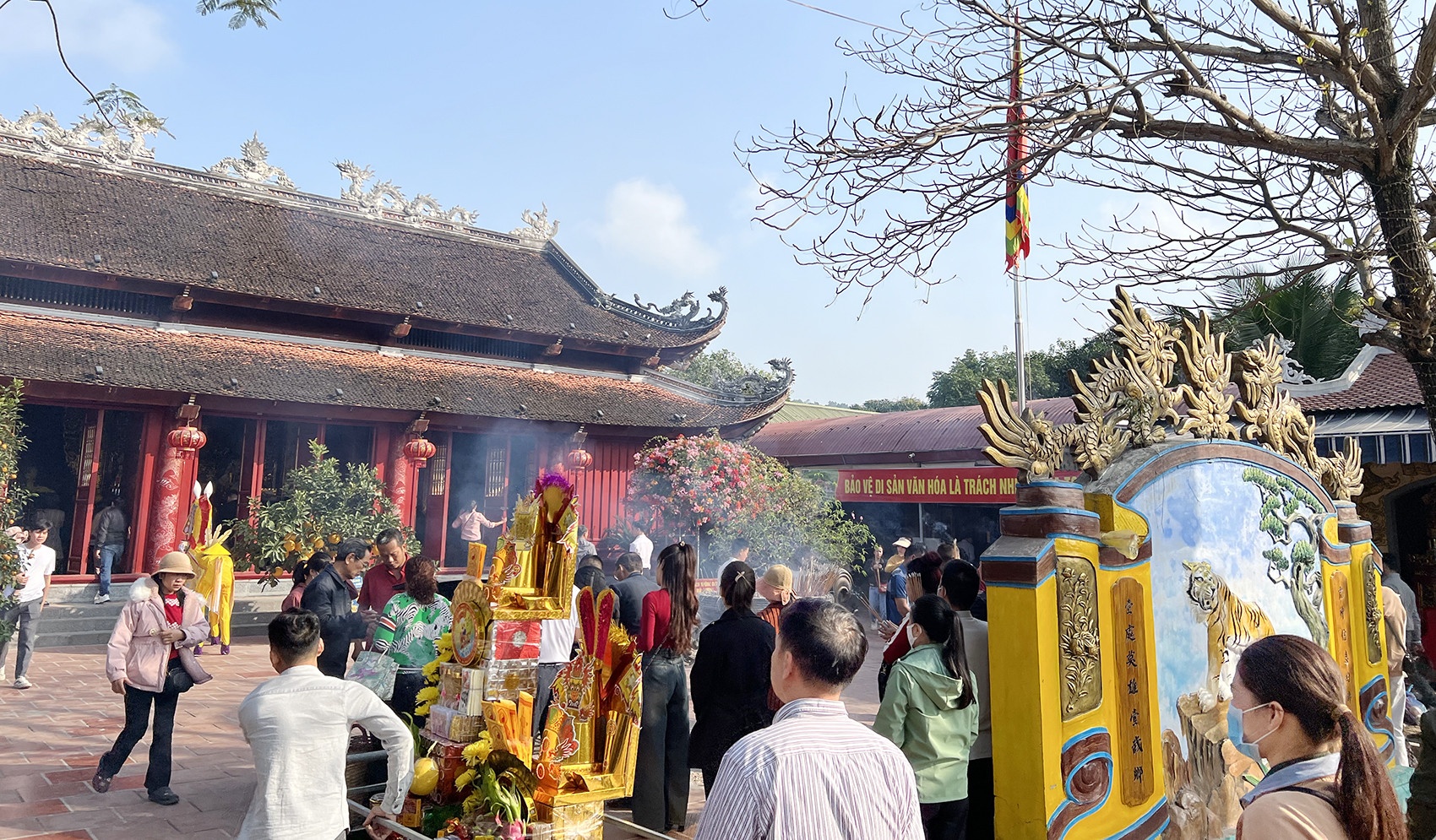Xac minh nghi van nguoi 'bien thu' tien cong duc o den ong Hoang Muoi hinh anh