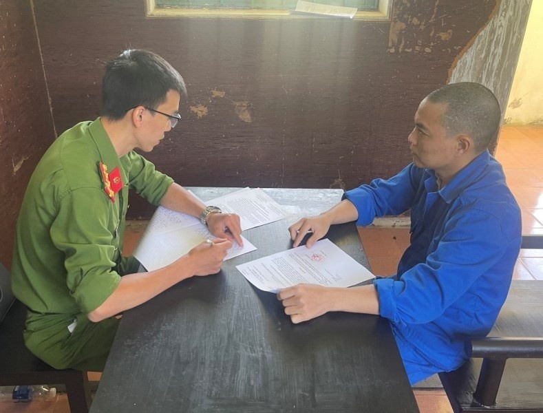 Lua dao Kon Tum anh 2