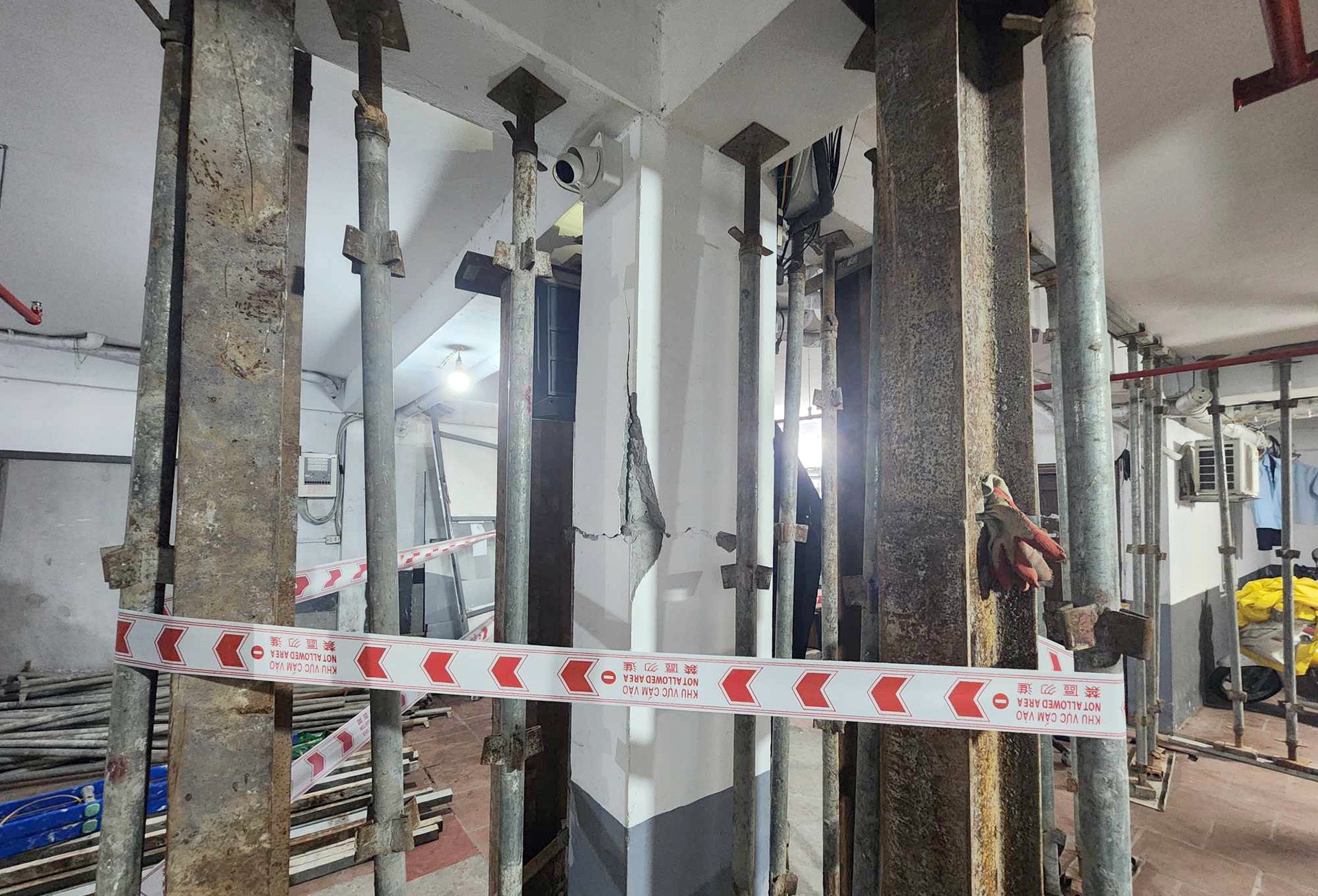 Ha Noi yeu cau truy trach nhiem vu chung cu mini 'chong nang' hinh anh