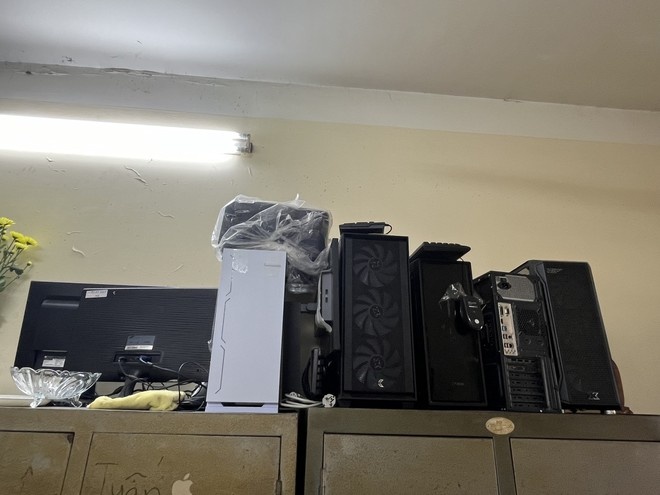 Duong day danh bac,  game bai Poker,  Nguyen Xuan Huy anh 3