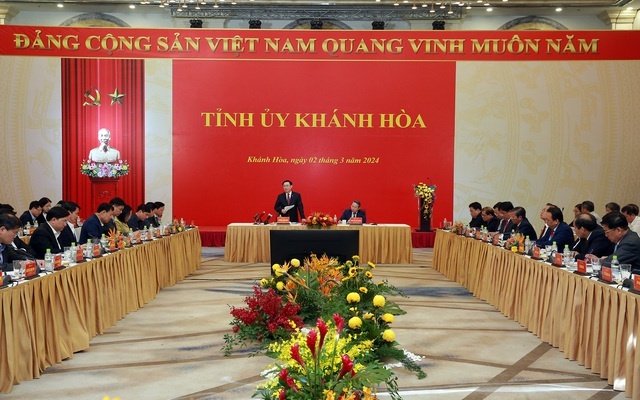 Chu tich Quoc hoi anh 5