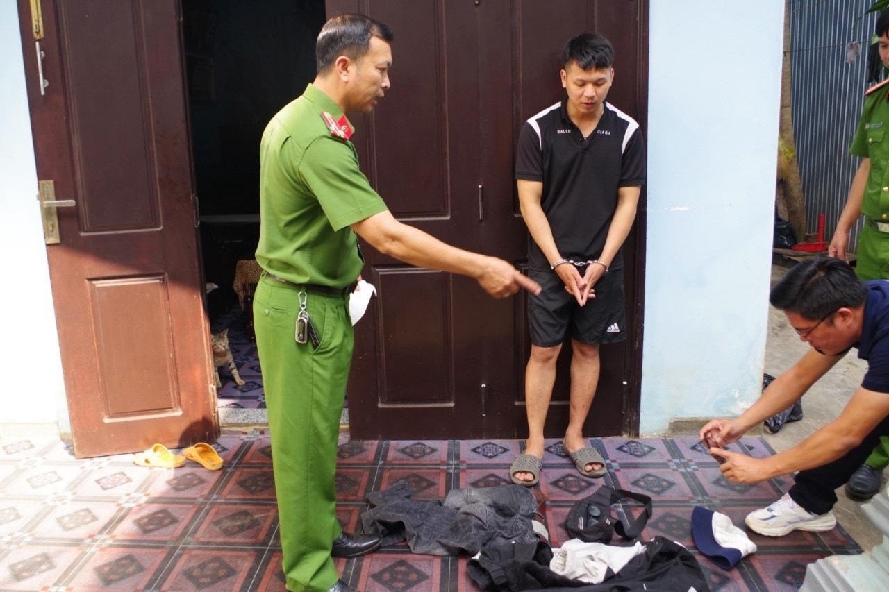 Cuop tiem vang anh 2