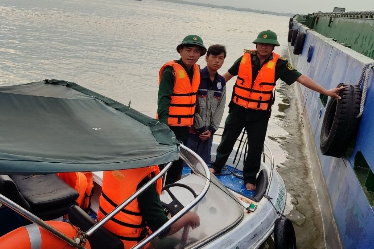 Chim xa lan Soai Rap anh 2