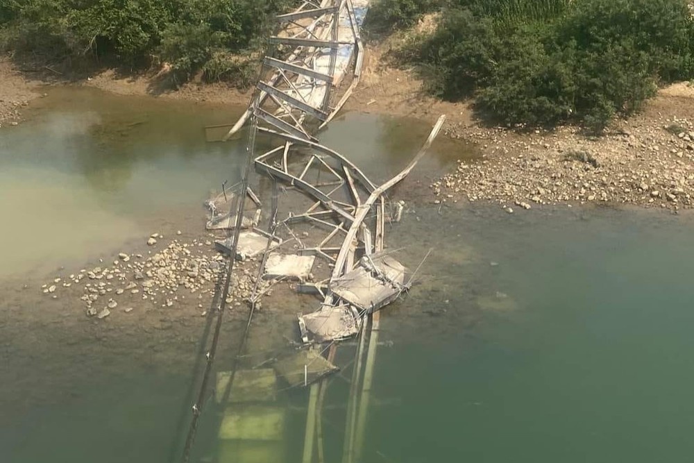 Cau treo o Nghe An bat ngo do sap hinh anh