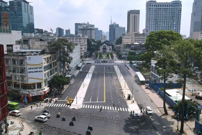 Dieu chinh giao thong o trung tam TP.HCM trong 10 ngay hinh anh