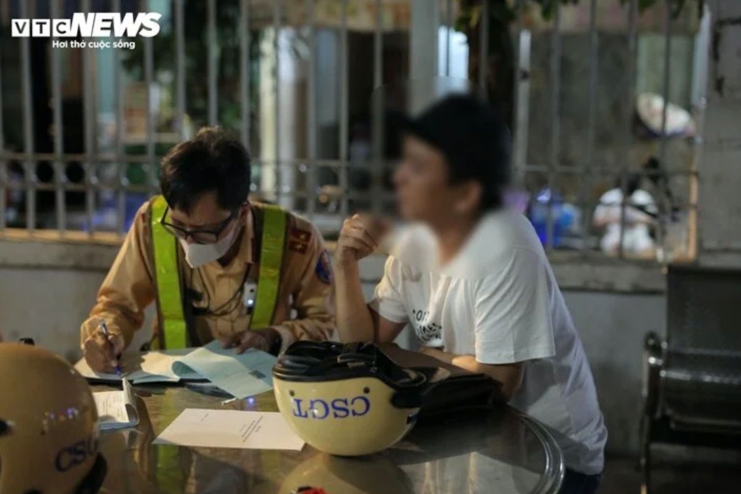 Vi pham nong do con anh 1