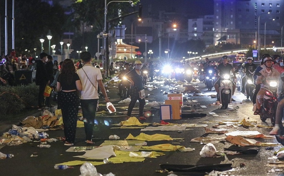 Viet Nam that thoat chat thai nhua ra moi truong rat lon hinh anh