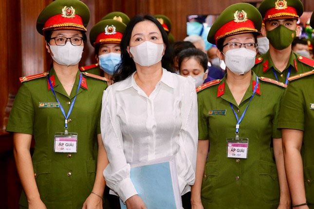 Nhung phi vu lam an dinh dam giua Truong My Lan va Nguyen Cao Tri hinh anh