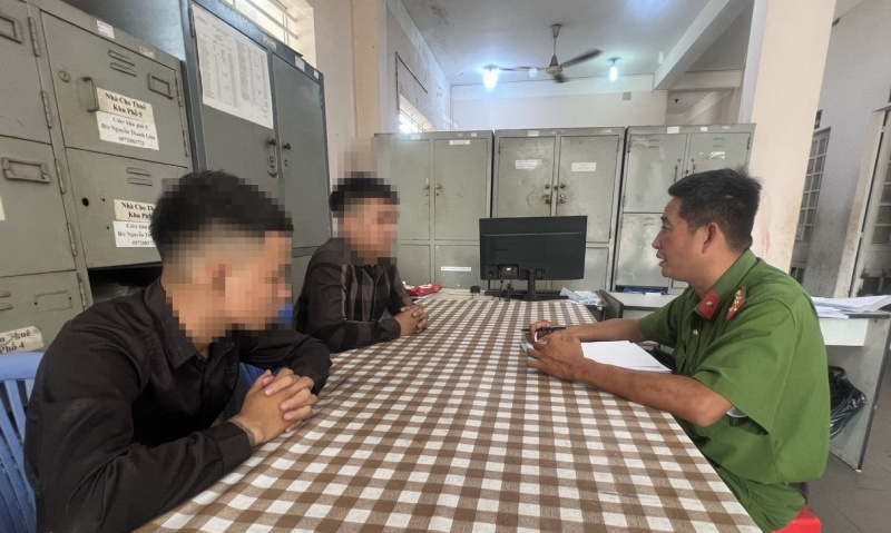 Vuot gan 2.000 km den Tay Ninh cho vay lai nang hinh anh