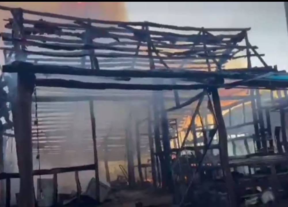 Chay quan cafe noi tieng anh 3