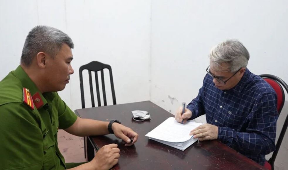 Cuu Cuc truong Cuc Dang kiem chi 2,4 ty dong de dieu tra cong an hinh anh