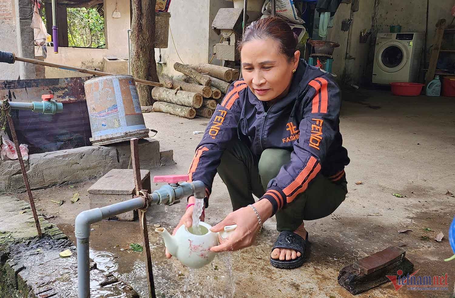 Hoa Binh nuoc sach anh 2