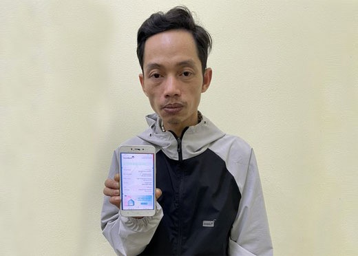 Lua dao bang thu doan nhan tien mat va chuyen tien qua tai khoan hinh anh