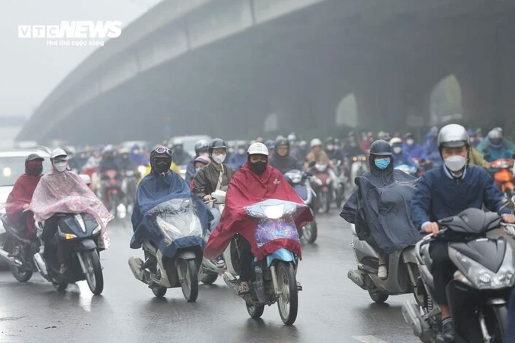 Tiep tuc mua phun anh 1