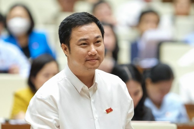 Uy vien thuong truc QH anh 2