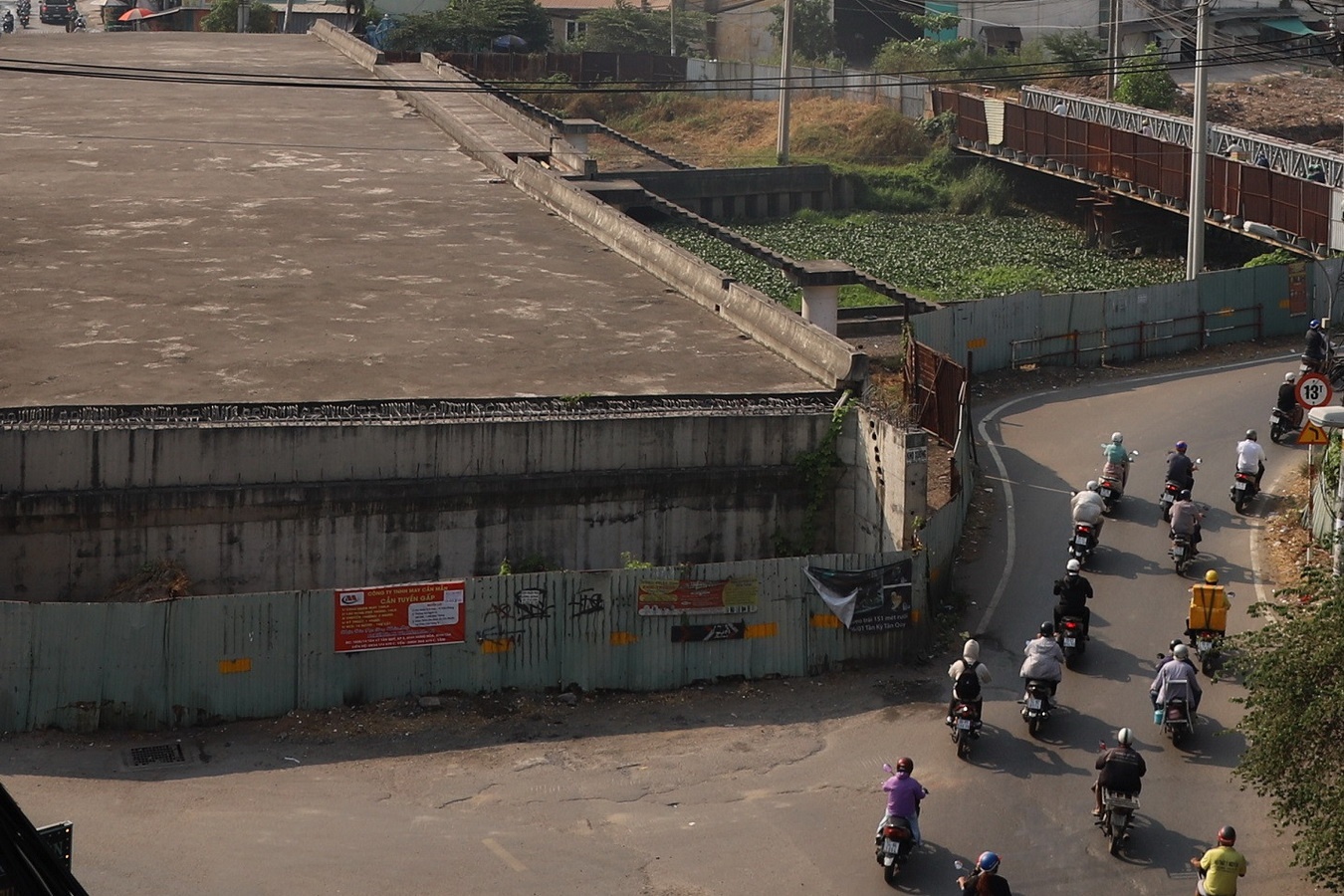 Du an cau cua ngo TP.HCM dinh tre suot 6 nam hinh anh