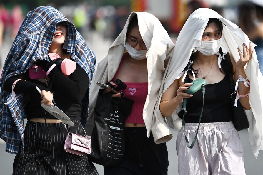 Mien Bac bat dau nang manh, noi cao nhat tren 35 do C hinh anh