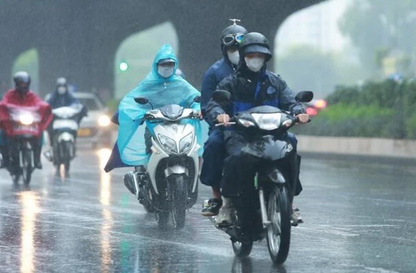 Mien Bac sap don khong khi lanh, cuc bo mua to den rat to hinh anh