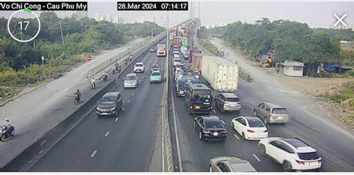 Chay container cau Phu My anh 3