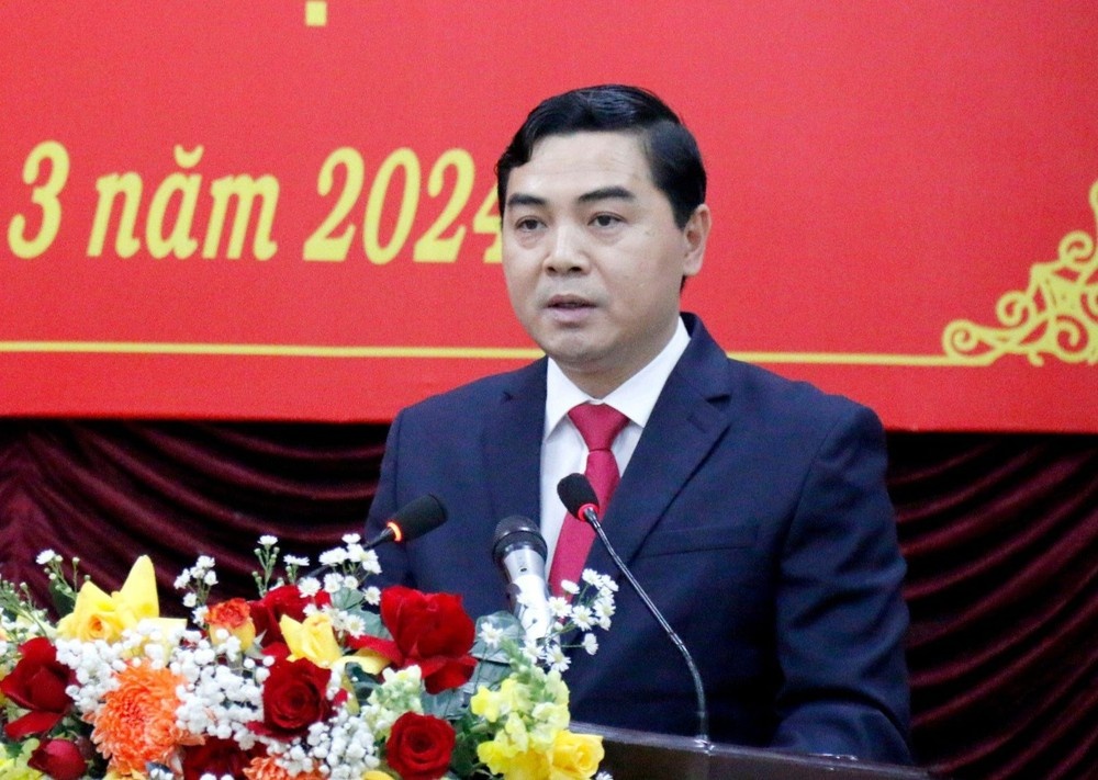 Nguyen Hoai Anh Binh Thuan anh 2