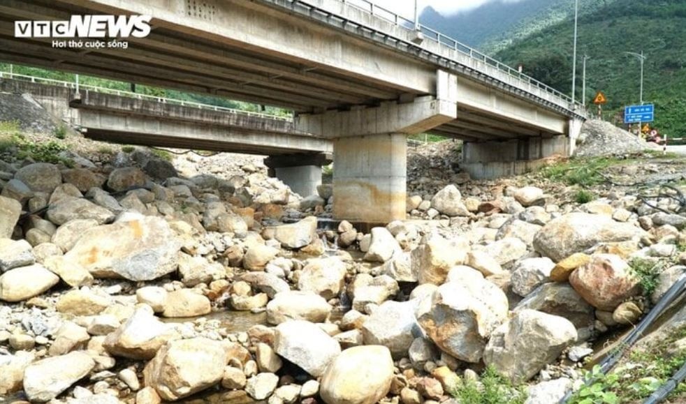 Suoi Luong Da Nang anh 3