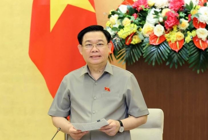 Chu tich Quoc hoi chu tri giao ban cac co quan cua Quoc hoi hinh anh