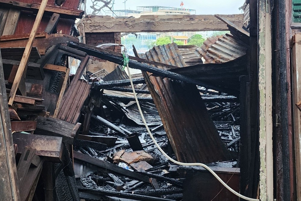 TP.HCM ho tro noi o cho nan nhan vu chay ven kenh Tau Hu hinh anh