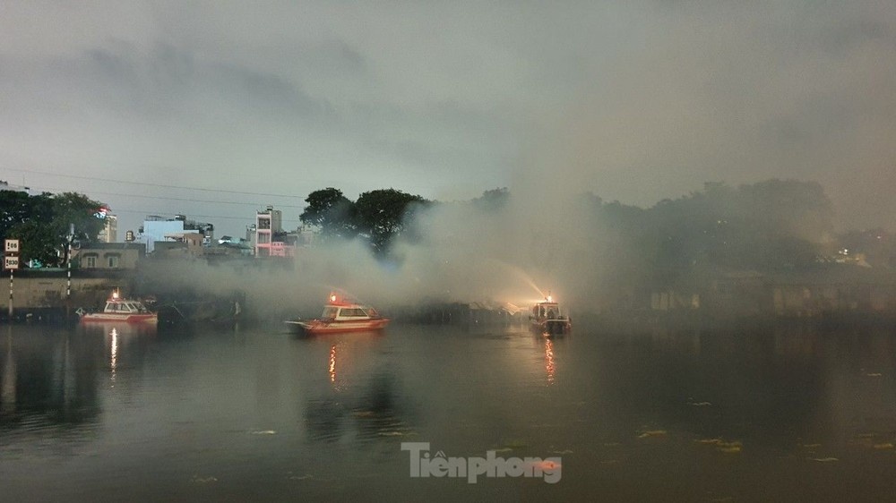 Chay Tau Hu TP.HCM anh 5