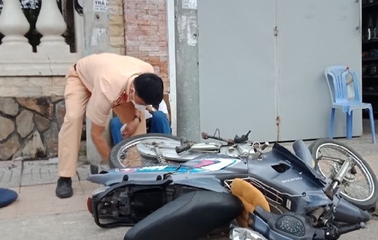 Nen bo quy dinh bat buoc mua bao hiem xe may? hinh anh