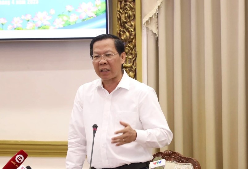 Chu tich TP.HCM yeu cau go vuong cho 'khu dat vang' hinh anh