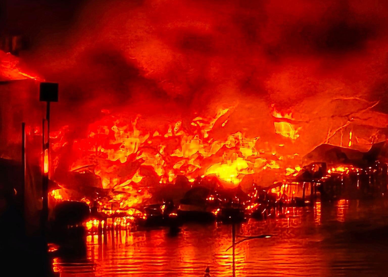 Chay lon nhieu can nha o TP.HCM hinh anh