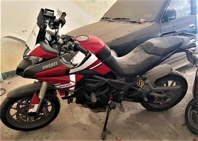 Dau gia xe sang anh 2