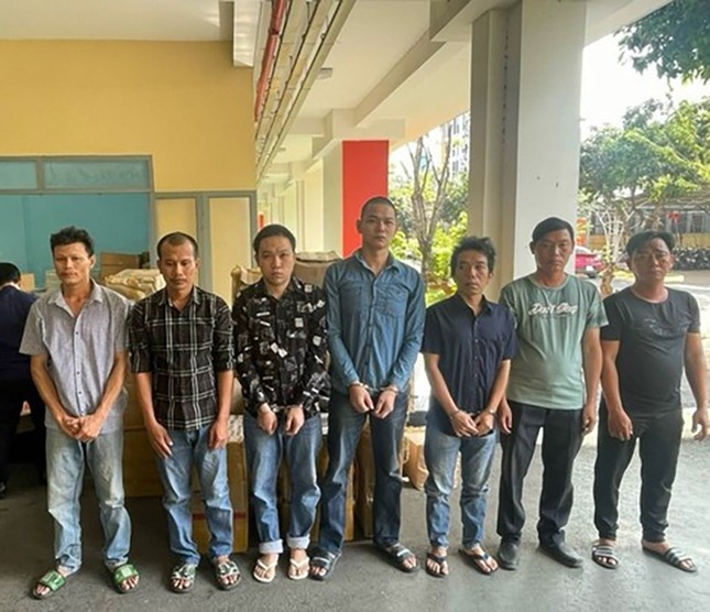 buôn lậu thuốc lá ảnh 1 buon lau thuoc la anh 1