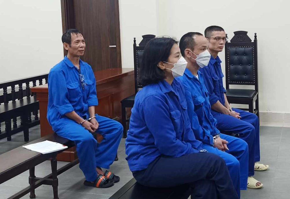 Hai doi tinh nhan lien quan vu no sung tai khu tro o Ha Noi hinh anh