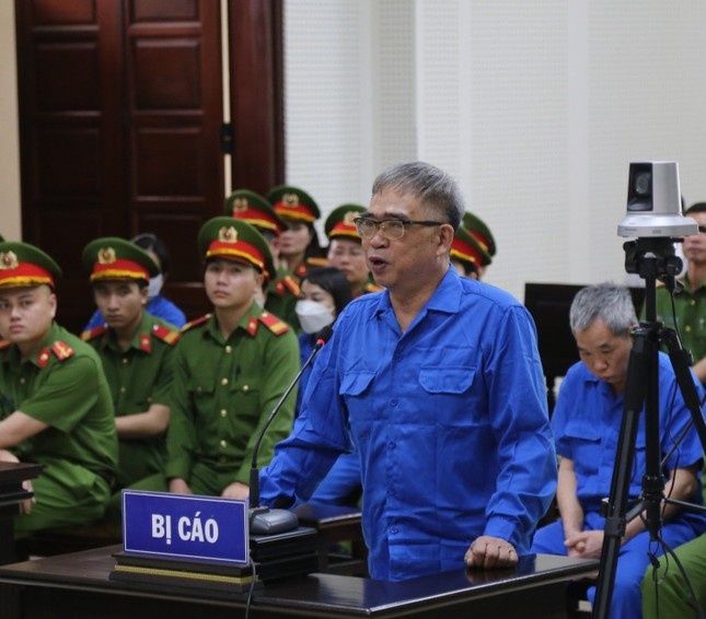 Noi loi sau cung, bi cao Do Huu Ca bay to 'rat an han, xau ho' hinh anh