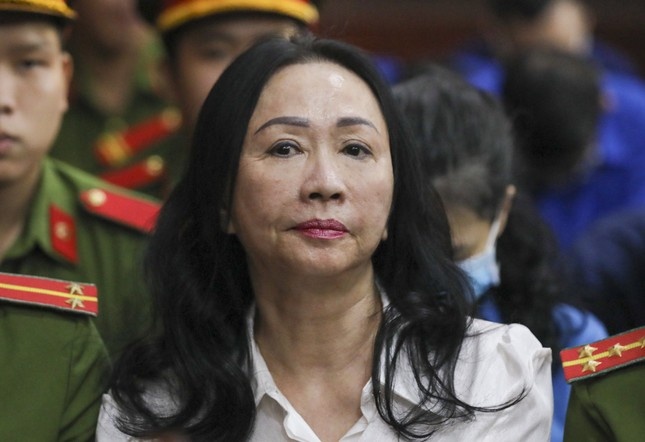 8 kien nghi cua hoi dong xet xu trong giai doan 2 vu Van Thinh Phat hinh anh