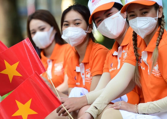 Nhieu bo nganh dong tinh nghi 5 ngay lien tiep dip le 30/4 - 1/5 hinh anh