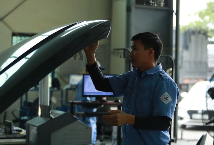 Nhung loi khien hon 200.000 o to truot dang kiem lan dau hinh anh