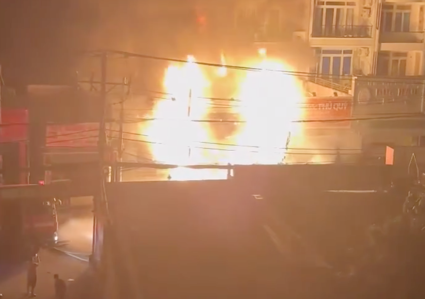 Lua bao trum tiem banh kem o TP.HCM hinh anh