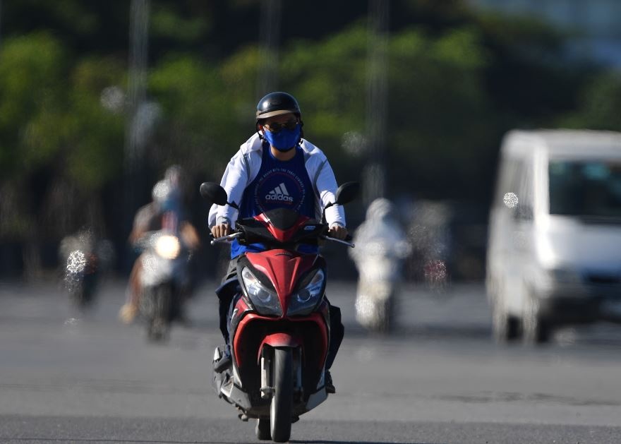 Thoi tiet 13/4: Bac Bo co noi nang nong tren 37 do hinh anh