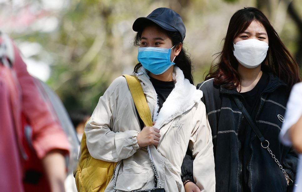 Mien Bac nang gat o 4 tinh, rieng phia Dong diu mat hinh anh