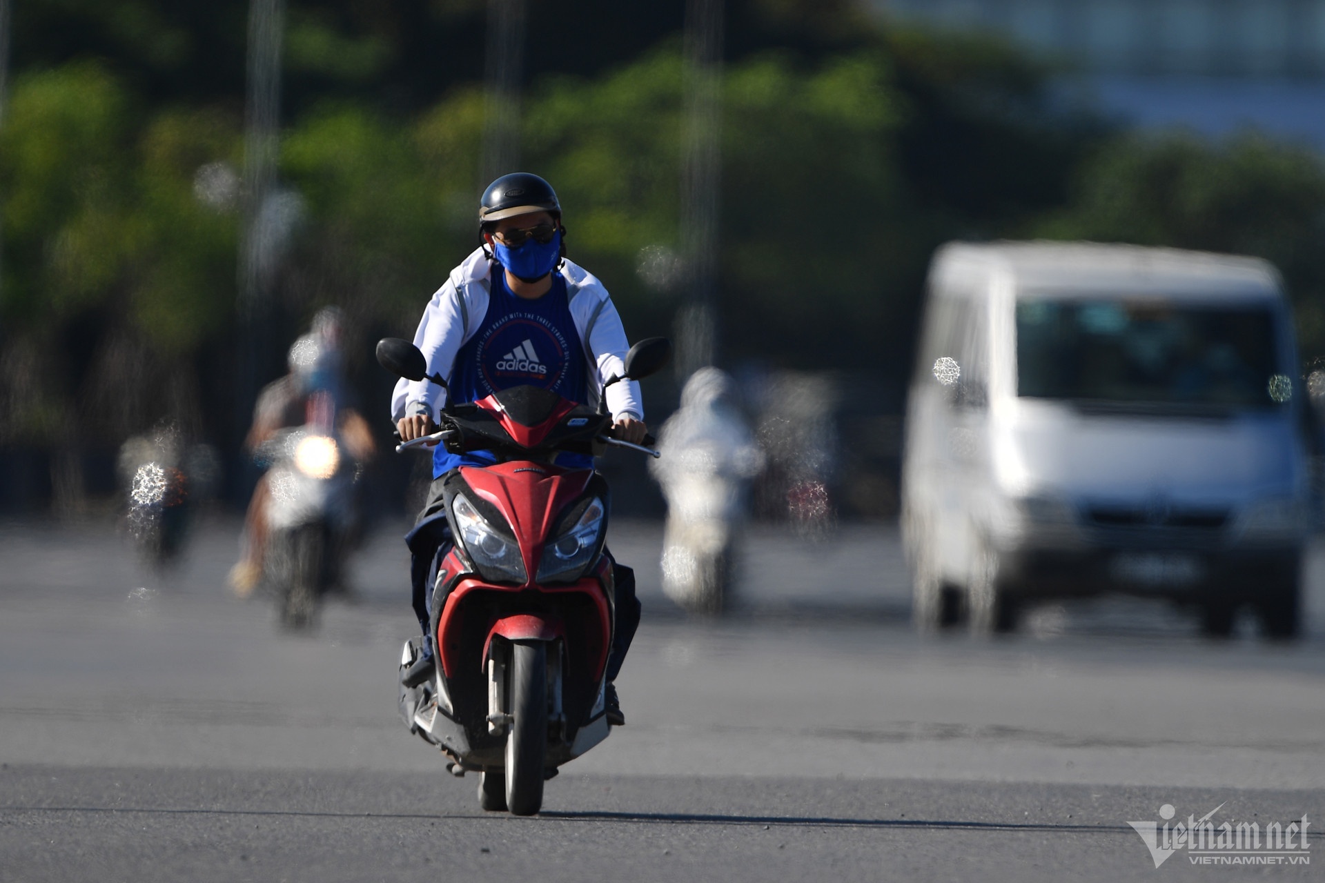 Thoi tiet 13/4 anh 1