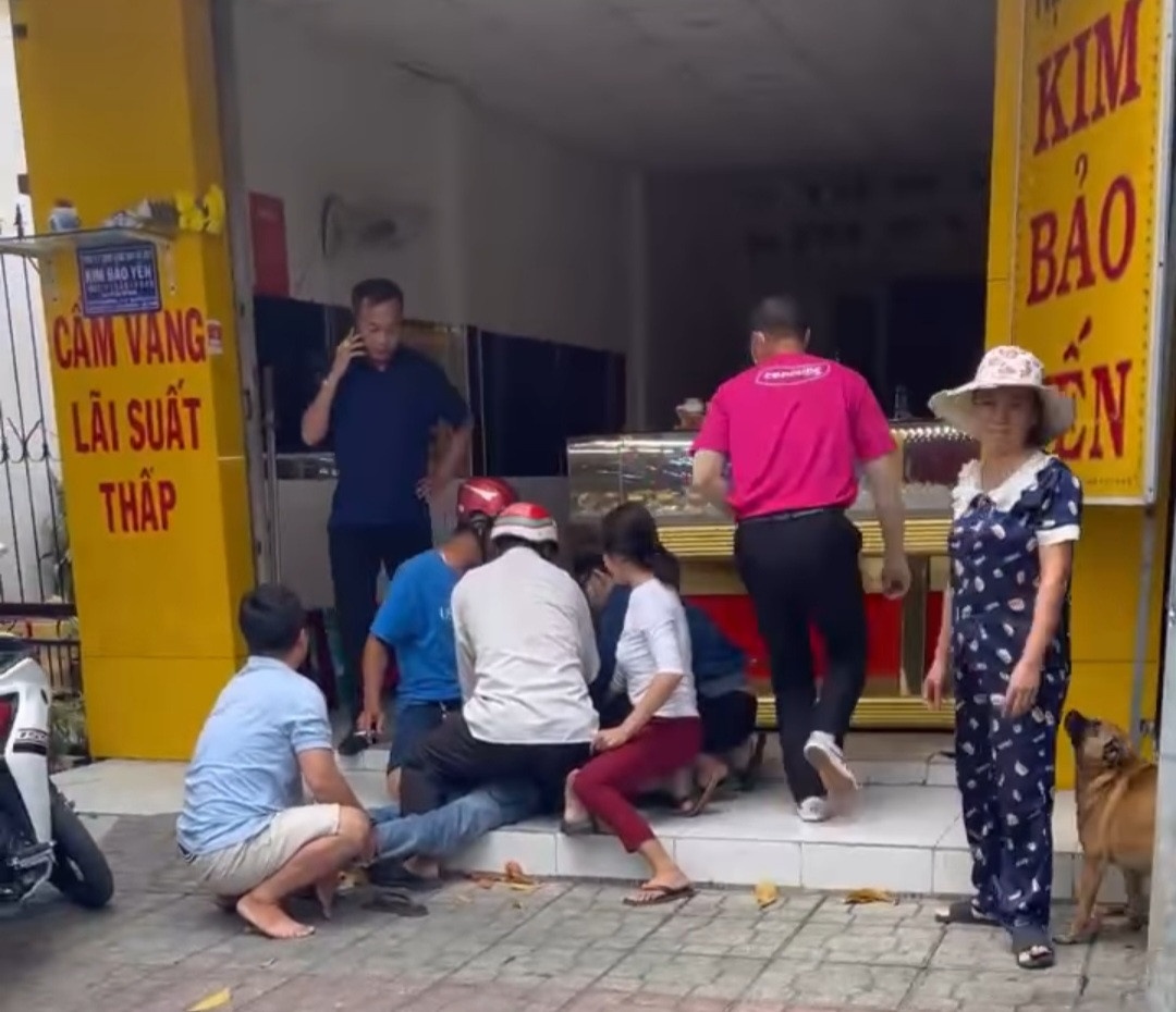 Giả vờ mua vàng,  Long An ảnh 2 Gia vo mua vang,  Long An anh 2