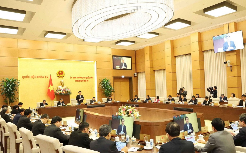 Phien hop thu 32 cua Uy ban Thuong vu Quoc hoi se khai mac ngay 15/4 hinh anh