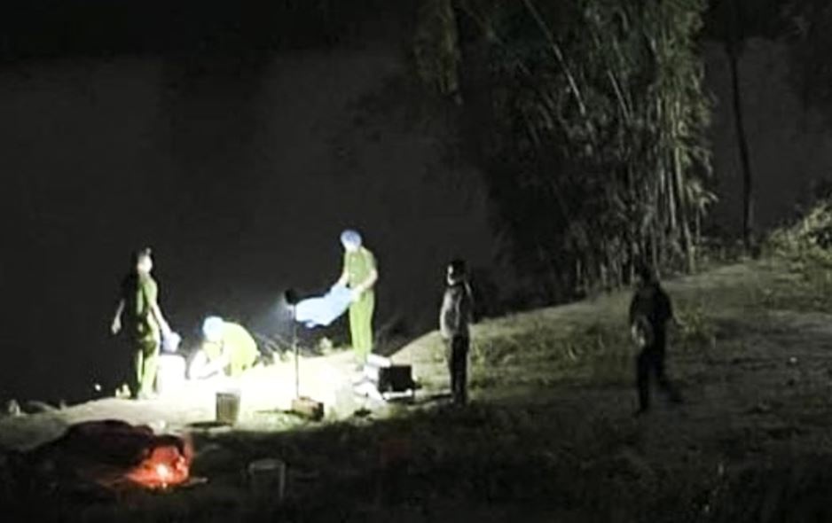 Phat hien thi the 3 me con duoi song o Thai Nguyen hinh anh