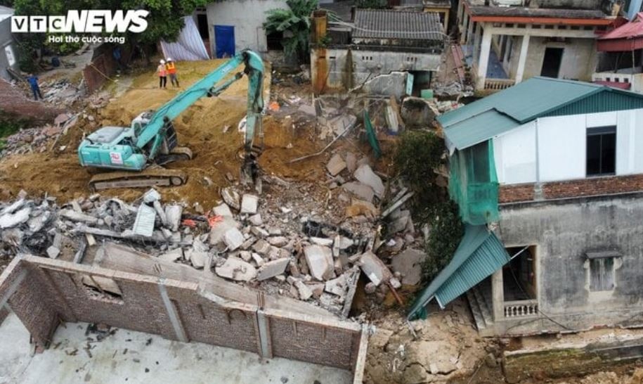 Sat lo song Cau anh 2