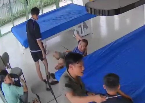 Dieu tra doi tuong cam dao rach co nhan vien quan bida hinh anh