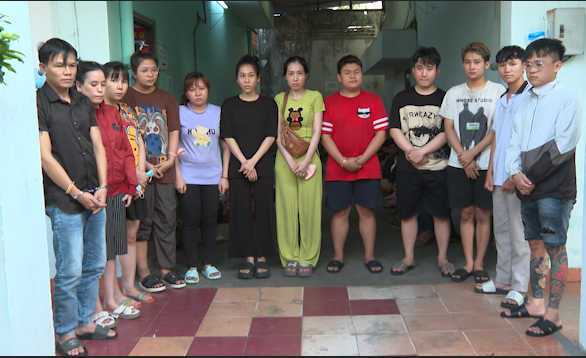 Thu loi 2 ty/thang bang chieu dung tong dai ao lua hang nghin nguoi hinh anh