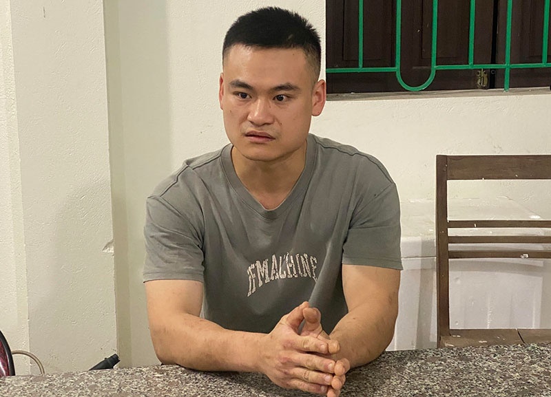 Tam giu ga thanh nien gay 4 vu sam so nu sinh hinh anh